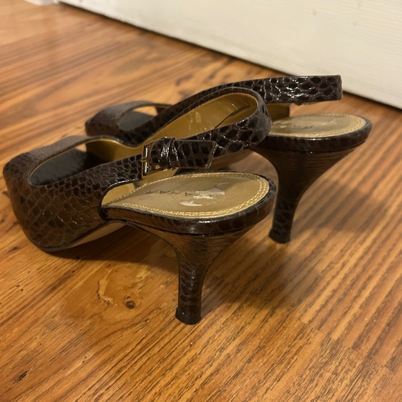 Tahari Dark Brown Snake-Embossed Slingback Heels with Gold Insole - Picture 4 of 5